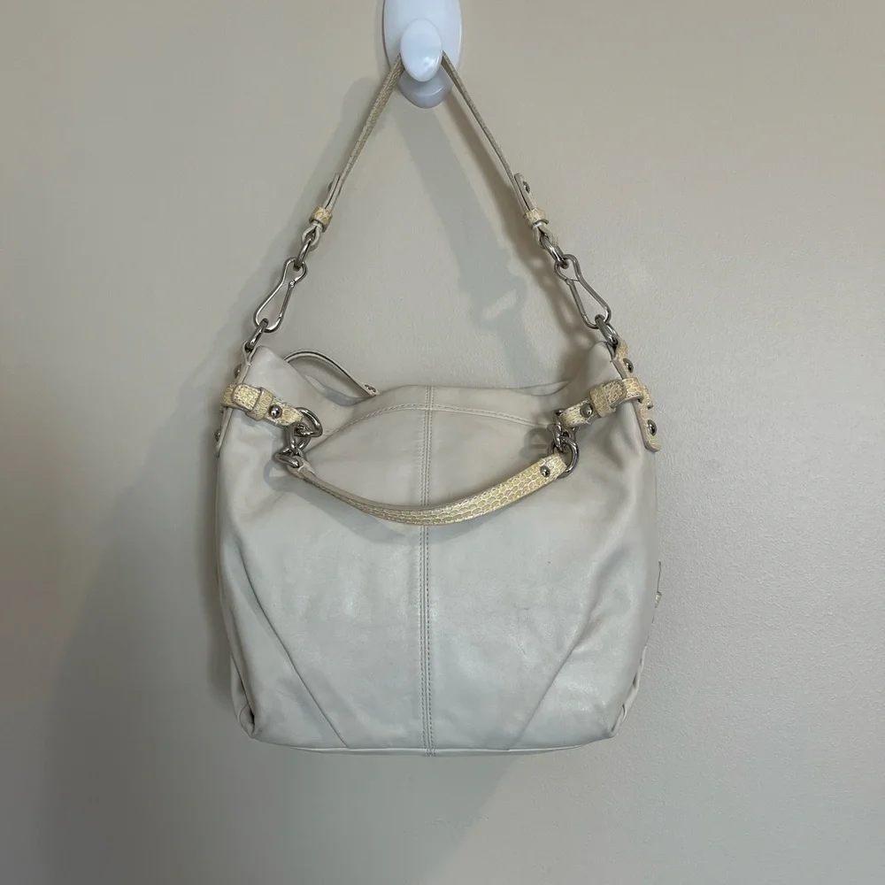 Coach 1941 Ivory Soft Leather Snakeskin Detail Silver Hardware zip top Hobo Bag